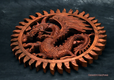Hexenshop Dark Phönix Geschnitzter Holz Sonnendrache als Wandrelief 29 cm